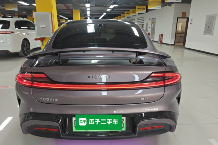 MI SU7 2024 car image #6