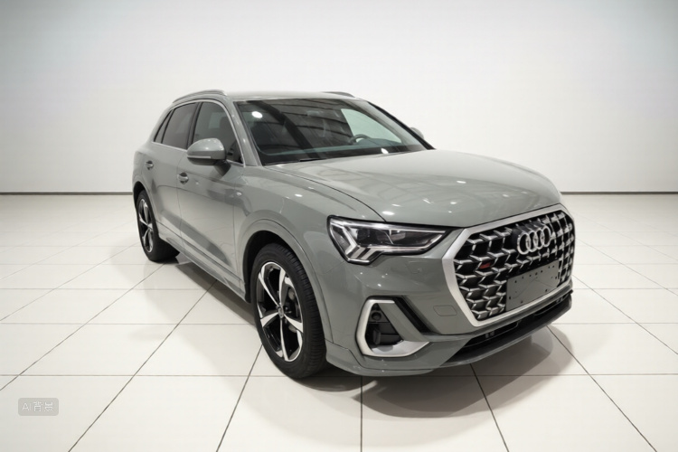 Audi Q3 2025 immagine di auto #4
