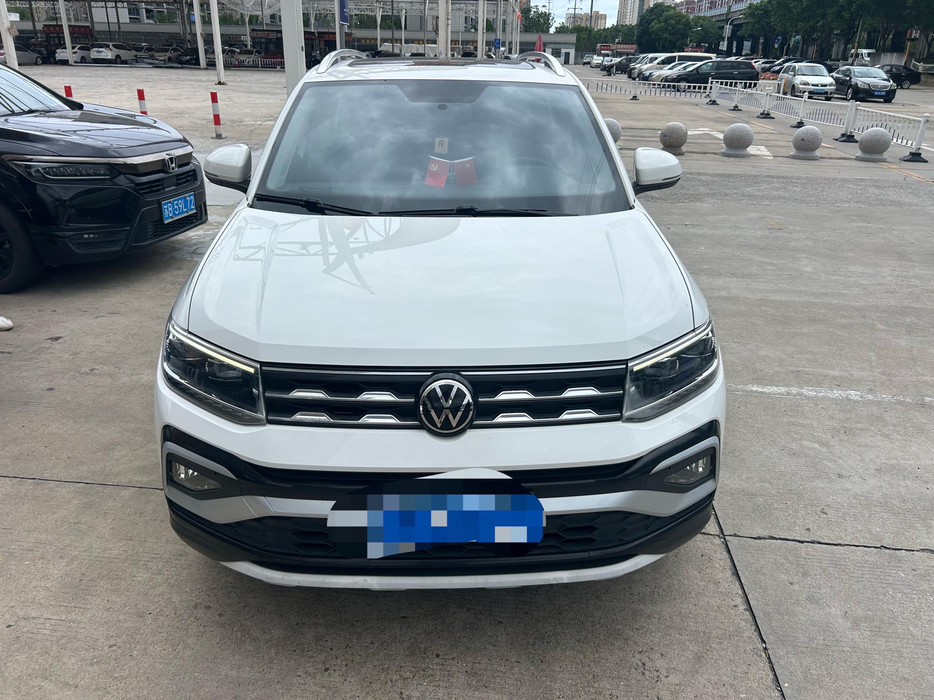 Volkswagen T-Cross 2021 #2 Volkswagen T-Cross 2021 car image #2