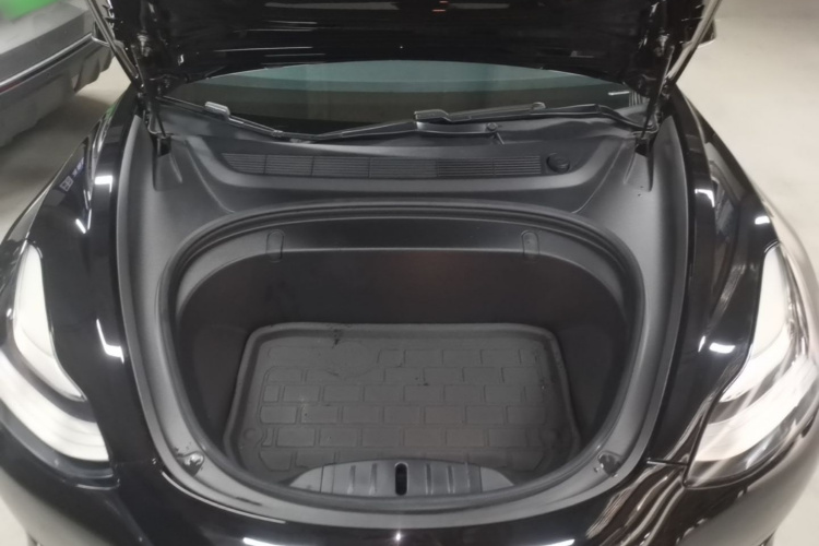 Tesla Model 3 2020 car image #20