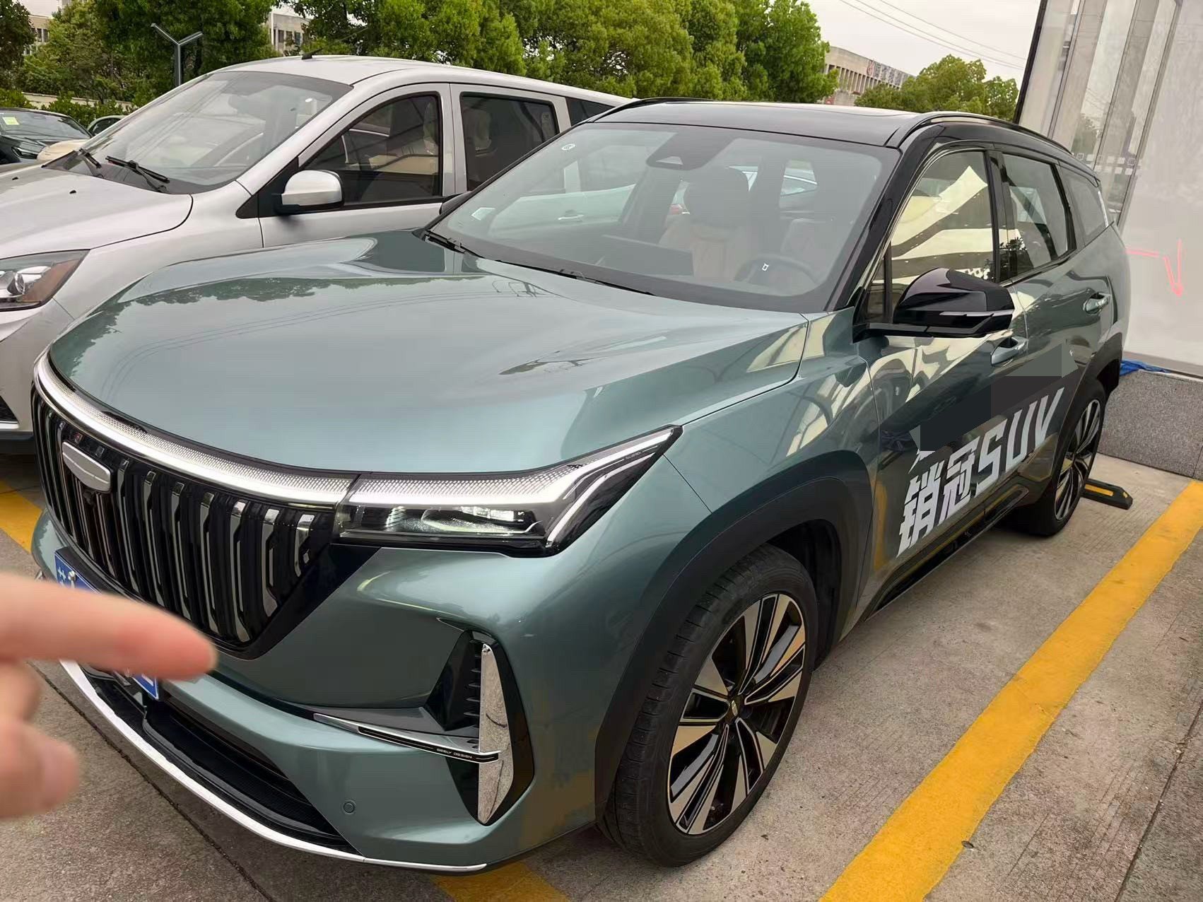 GEELY Boyue L 2025 car image 
