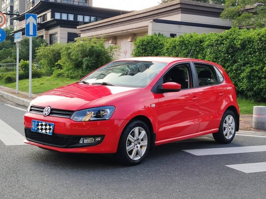 Volkswagen Polo 2013 car image 
