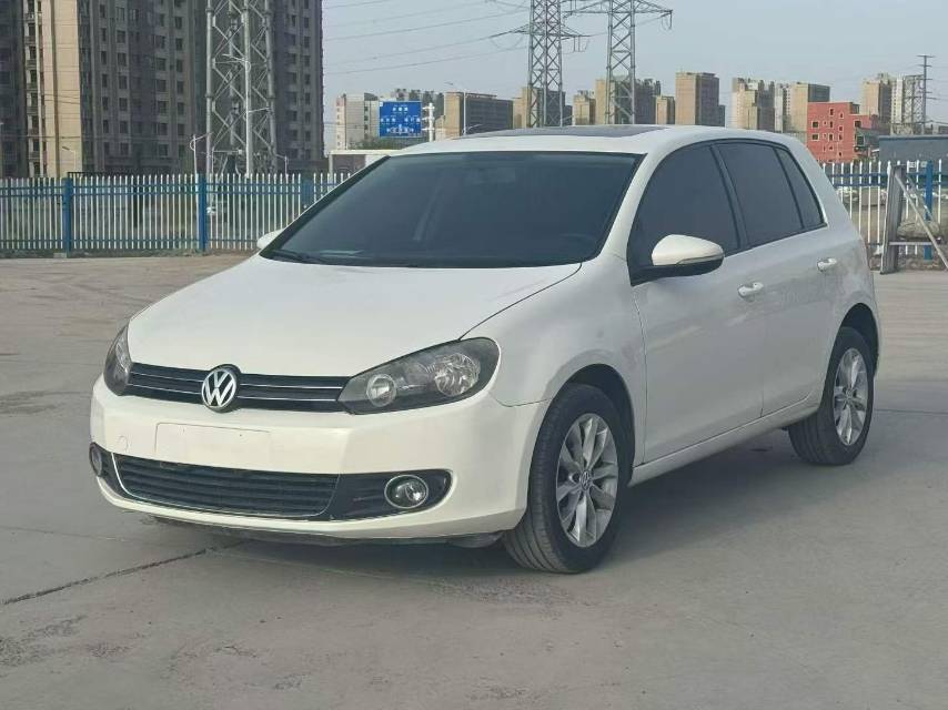 Volkswagen Golf 2011 Volkswagen Golf 2011 car image