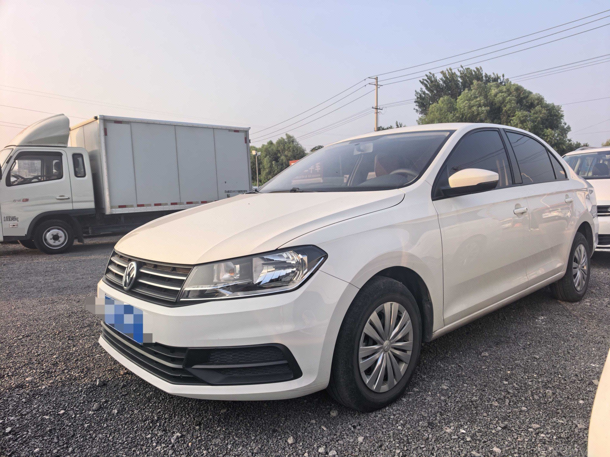 Volkswagen Santana 2020 car image 