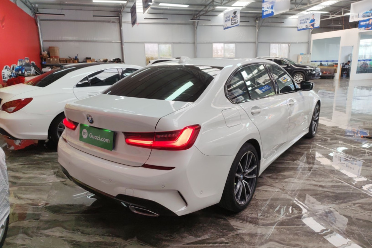 BMW 3 Series 2021 car image #7