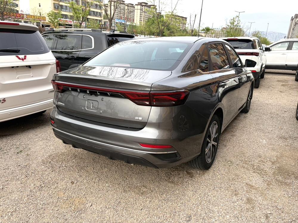 GEELY Emgrand 2022 #4 GEELY Emgrand 2022 car image #4