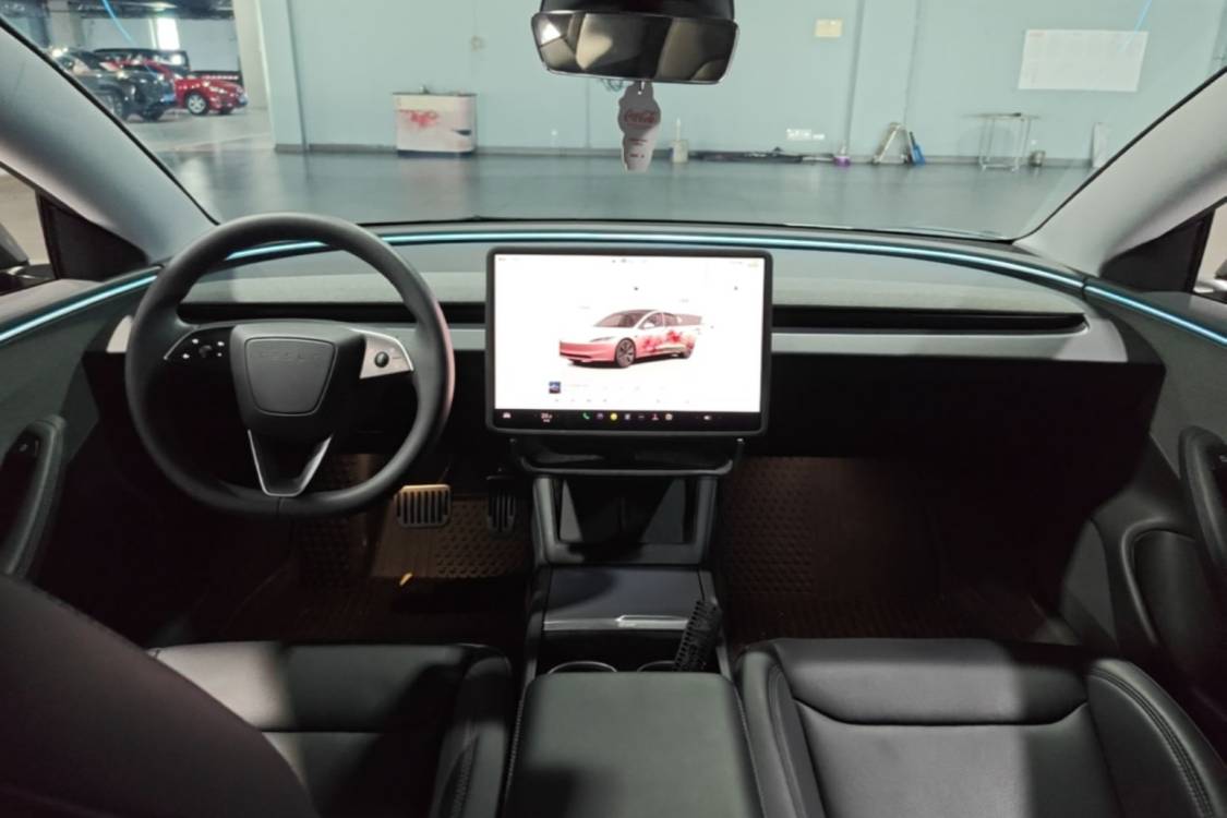 Tesla Model 3 2025 #15 Tesla Model 3 2025 car image #15