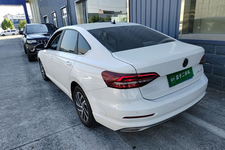 Volkswagen Lavida 2022 car image #5