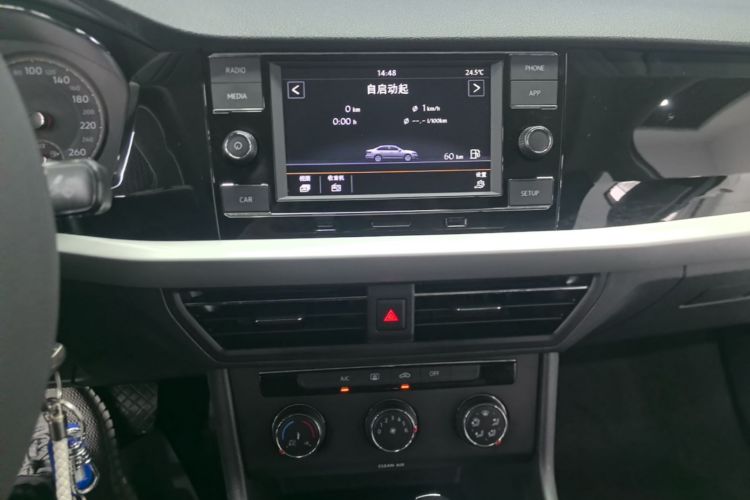 Volkswagen Lavida 2019 #17 Volkswagen Lavida 2019 car image #17
