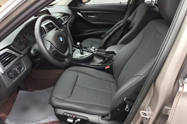 BMW 3 Series 2016 car image #15