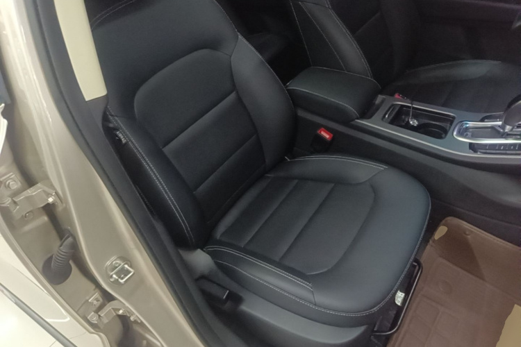 GEELY Emgrand GS 2018 #24 GEELY Emgrand GS 2018 car image #24