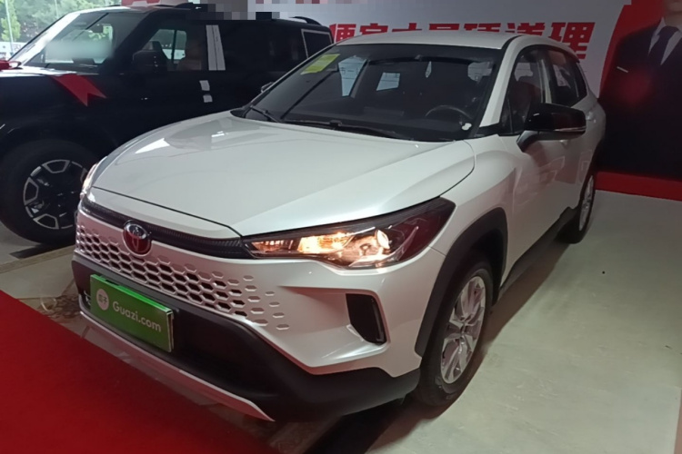 Toyota Corolla Cross 2026 #2 Toyota Corolla Cross 2026 car image #2