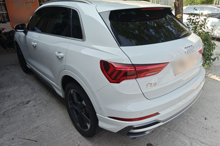 Audi Q3 2022 #5 Audi Q3 2022 car image #5