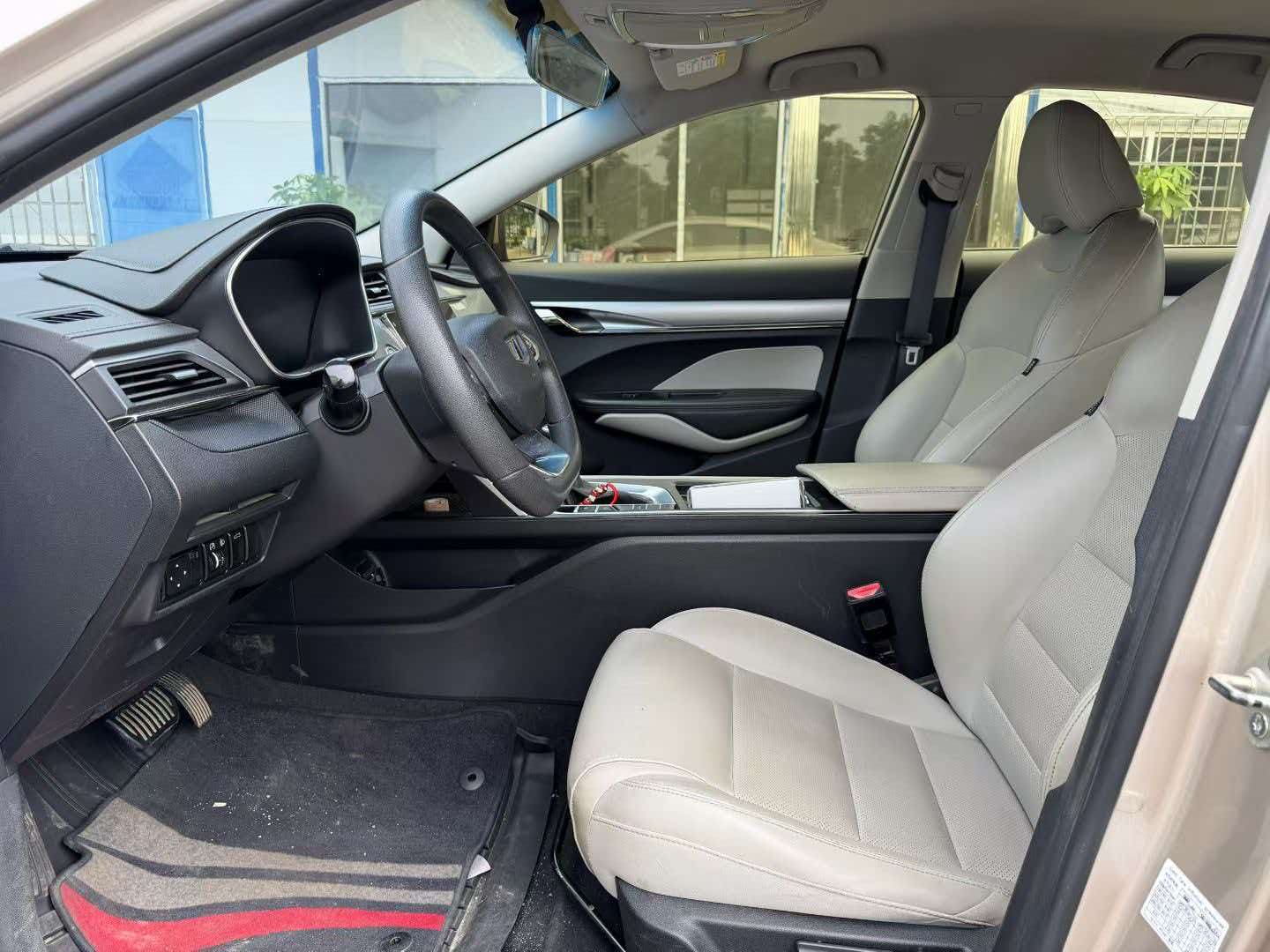 GEELY Binray 2018 imagem de carro #2