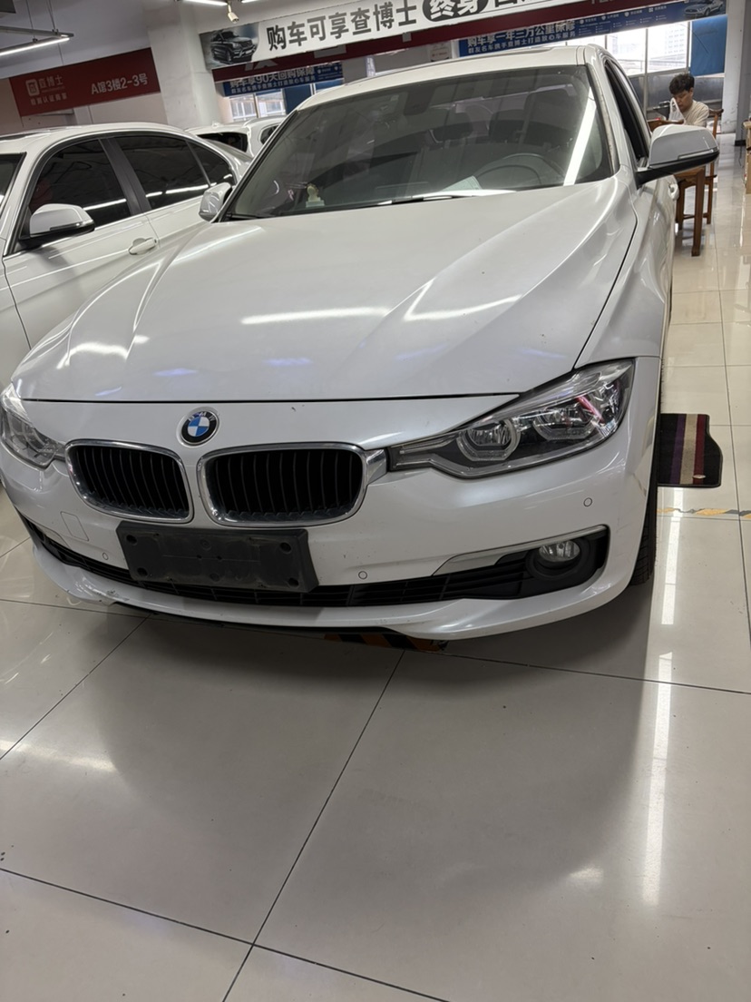 BMW 3 Series 2017 BMW 3 Series 2017 car image
