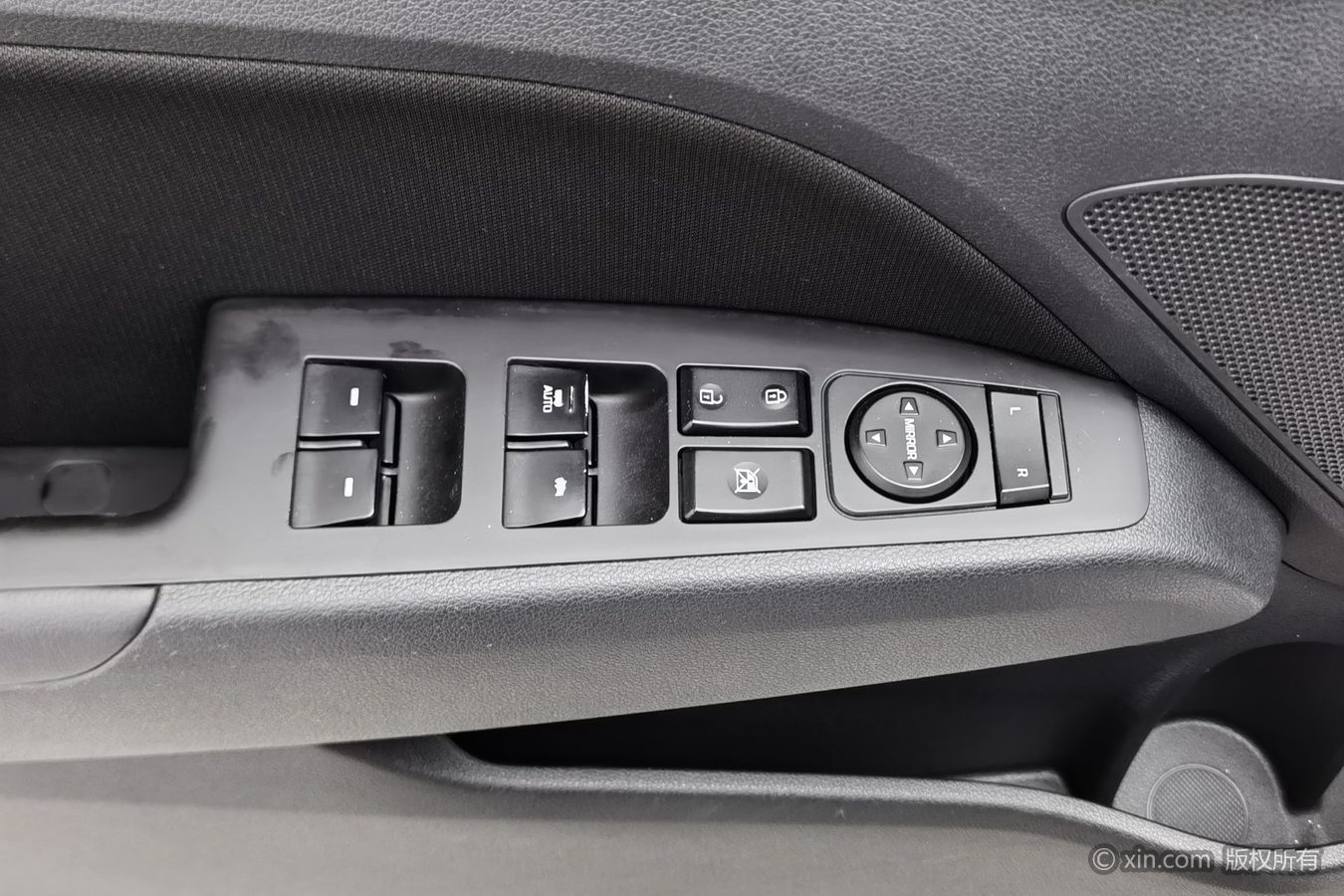 Hyundai Elantra AD 2017 imagen de coche #9