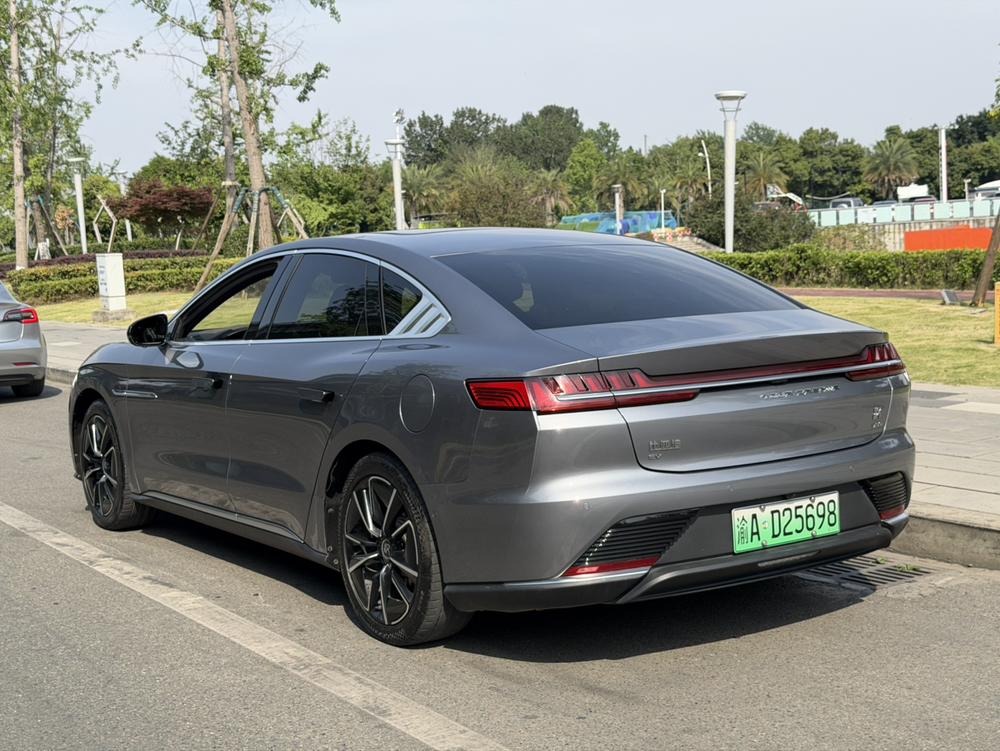 BYD Han 2021 #4 BYD Han 2021 car image #4