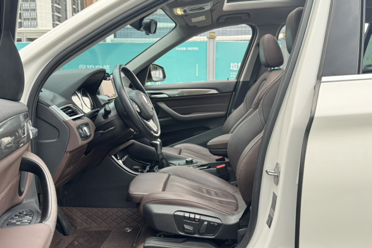 BMW X1 2019 car image #5