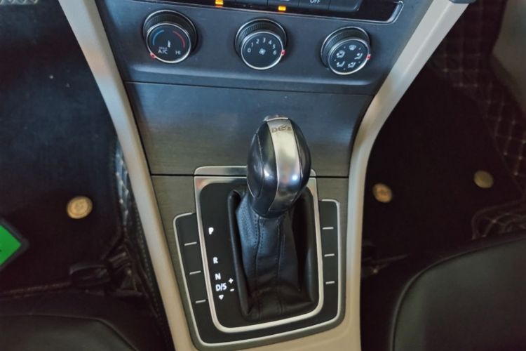Volkswagen Golf 2016 #14 Volkswagen Golf 2016 car image #14