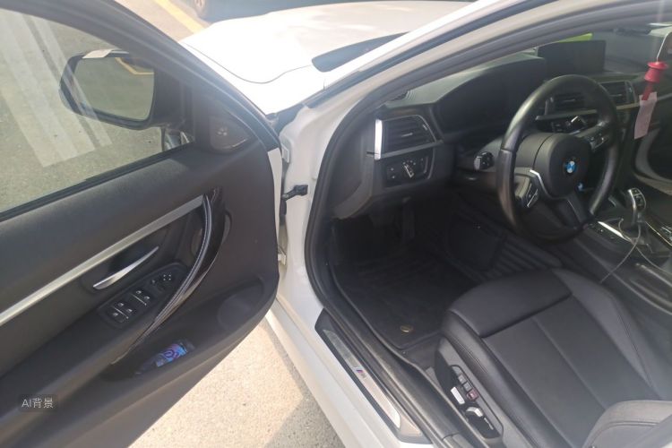 BMW 3 Series 2018 #18 BMW 3 Series 2018 immagine di auto #18