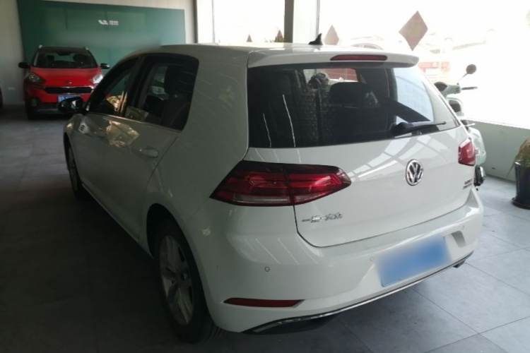 Volkswagen Golf 2020 #5 Volkswagen Golf 2020 car image #5