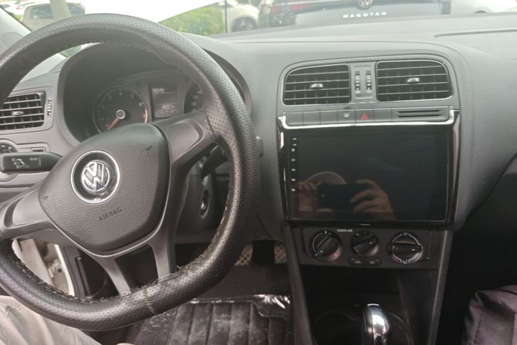 Volkswagen Polo 2017 #10 Volkswagen Polo 2017 car image #10