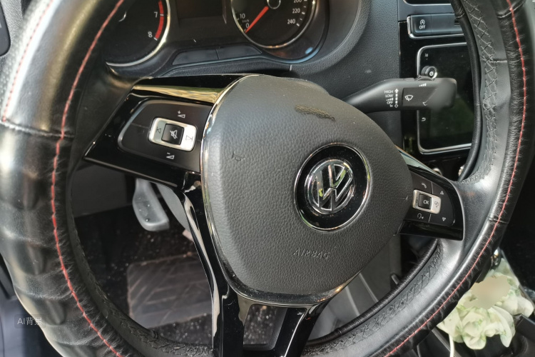 Volkswagen Polo 2019 #12 Volkswagen Polo 2019 car image #12