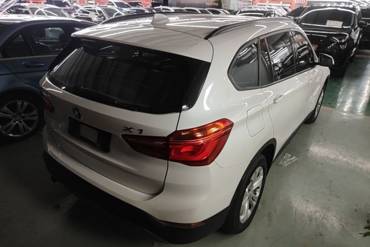 BMW X1 2017 #5 BMW X1 2017 car image #5