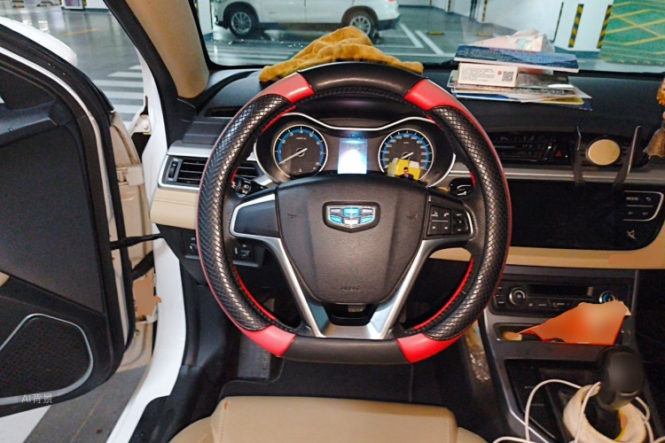 GEELY Emgrand 2018 car image #12