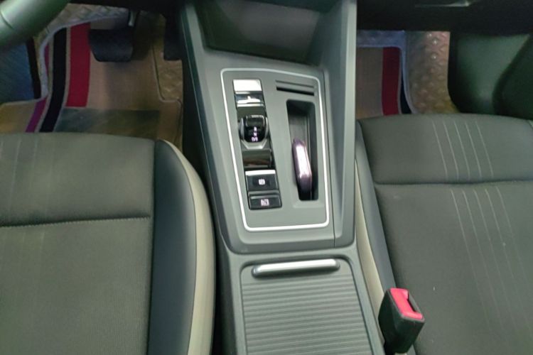 Volkswagen Golf 2024 #14 Volkswagen Golf 2024 car image #14
