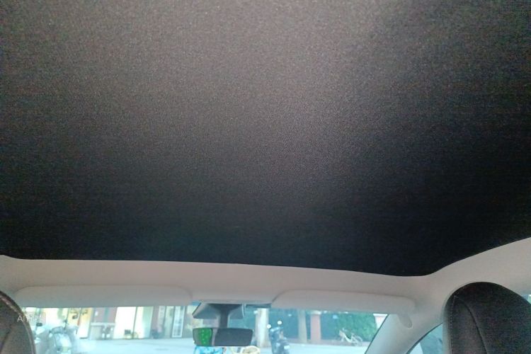 Tesla Model Y 2021 immagine di auto #20