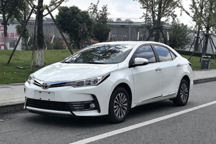 Toyota Corolla 2018 car image #3
