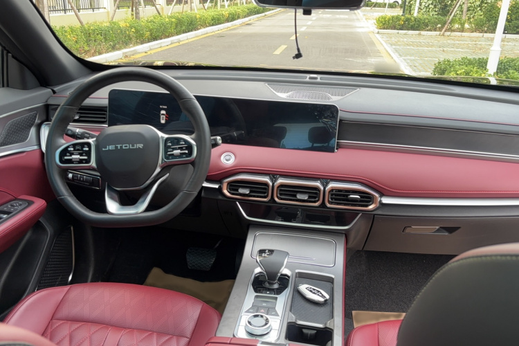 Jetour X70 PLUS 2025 #10 Jetour X70 PLUS 2025 изображение автомобиля #10