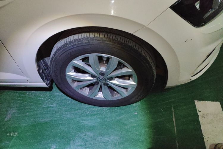 Volkswagen Polo 2021 car image #9