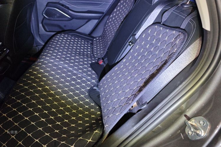 GEELY Emgrand 2022 car image #19