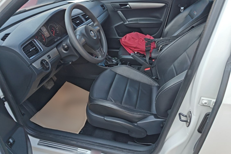Volkswagen Lavida 2015 car image #15