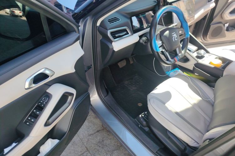 BYD YuanUP 2024 car image #9
