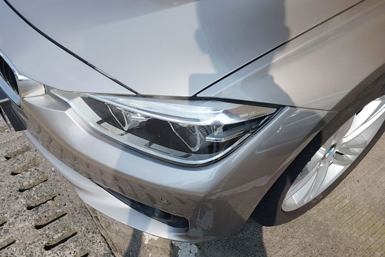 BMW 3 Series 2017 #23 BMW 3 Series 2017 car image #23
