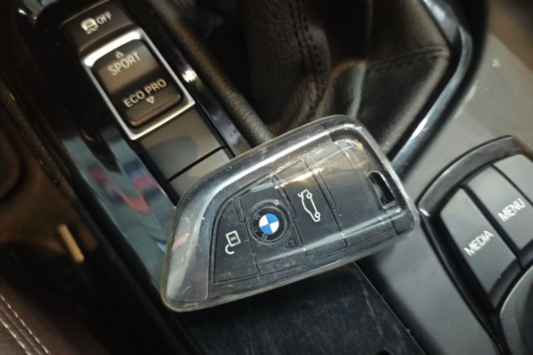 BMW X1 2019 #9 BMW X1 2019 car image #9