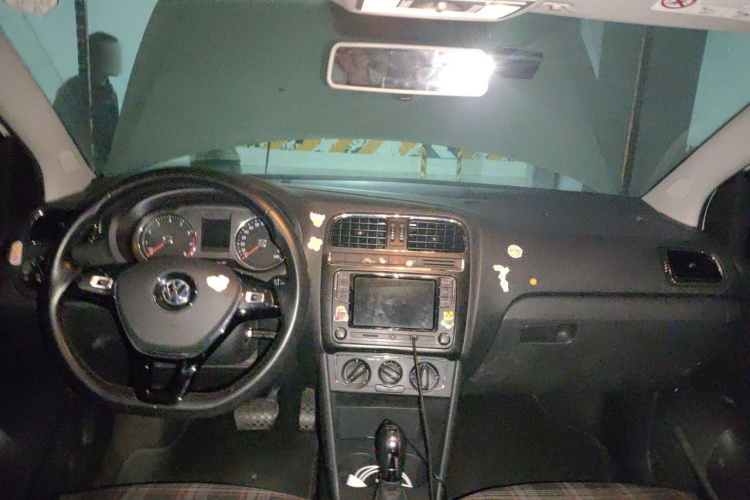 Volkswagen Polo 2017 #12 Volkswagen Polo 2017 car image #12