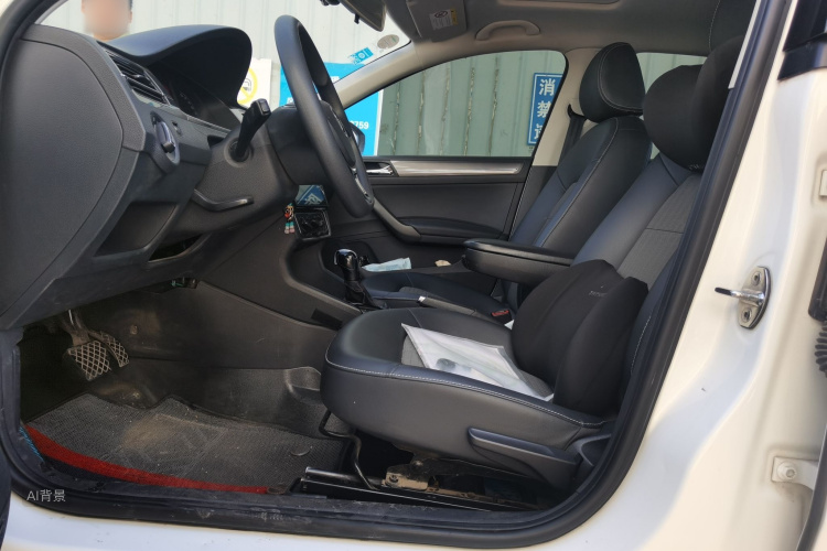 Volkswagen Santana 2018 car image #17