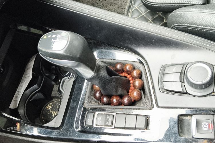 BMW X1 2018 изображение автомобиля #16