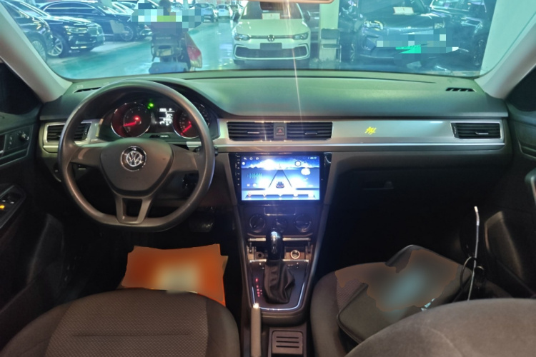 Volkswagen Bora 2018 immagine di auto #11