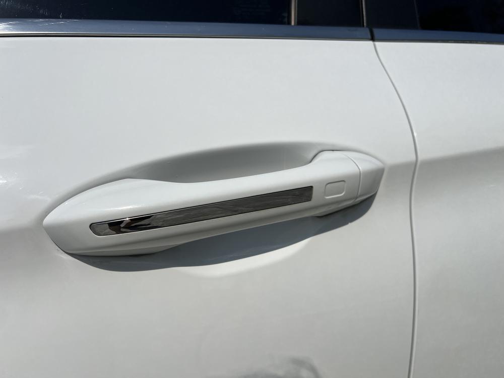 GEELY Binray 2021 #10 GEELY Binray 2021 immagine di auto #10