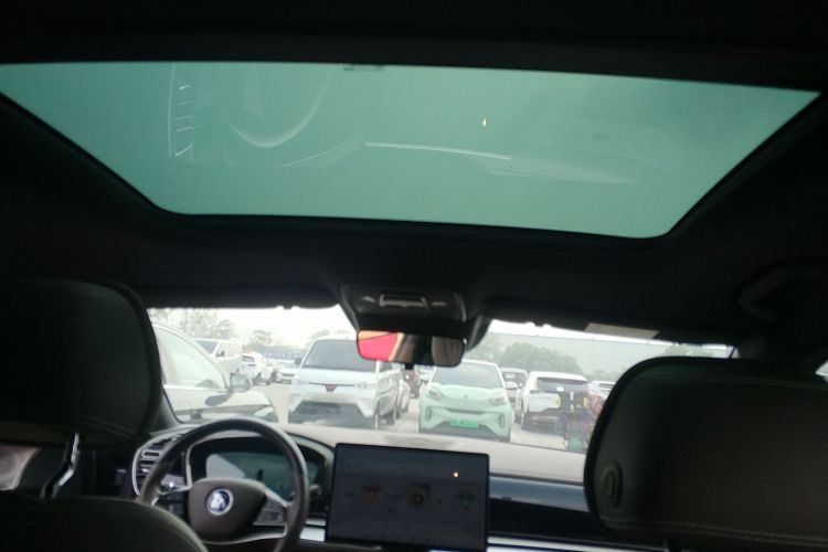 BYD Han 2023 imagen de coche #18