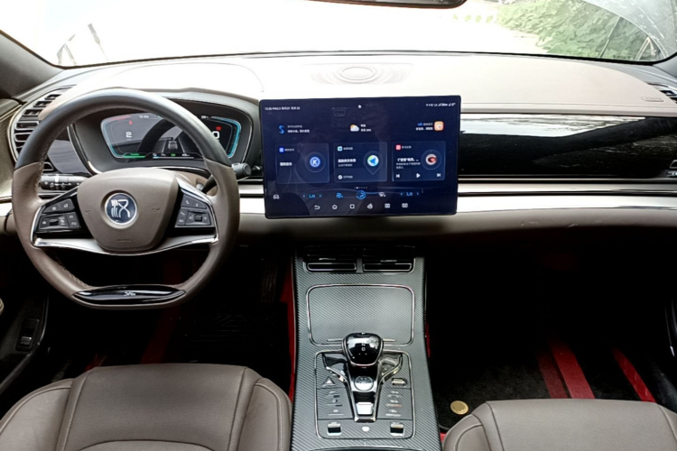 BYD Han 2021 car image #11