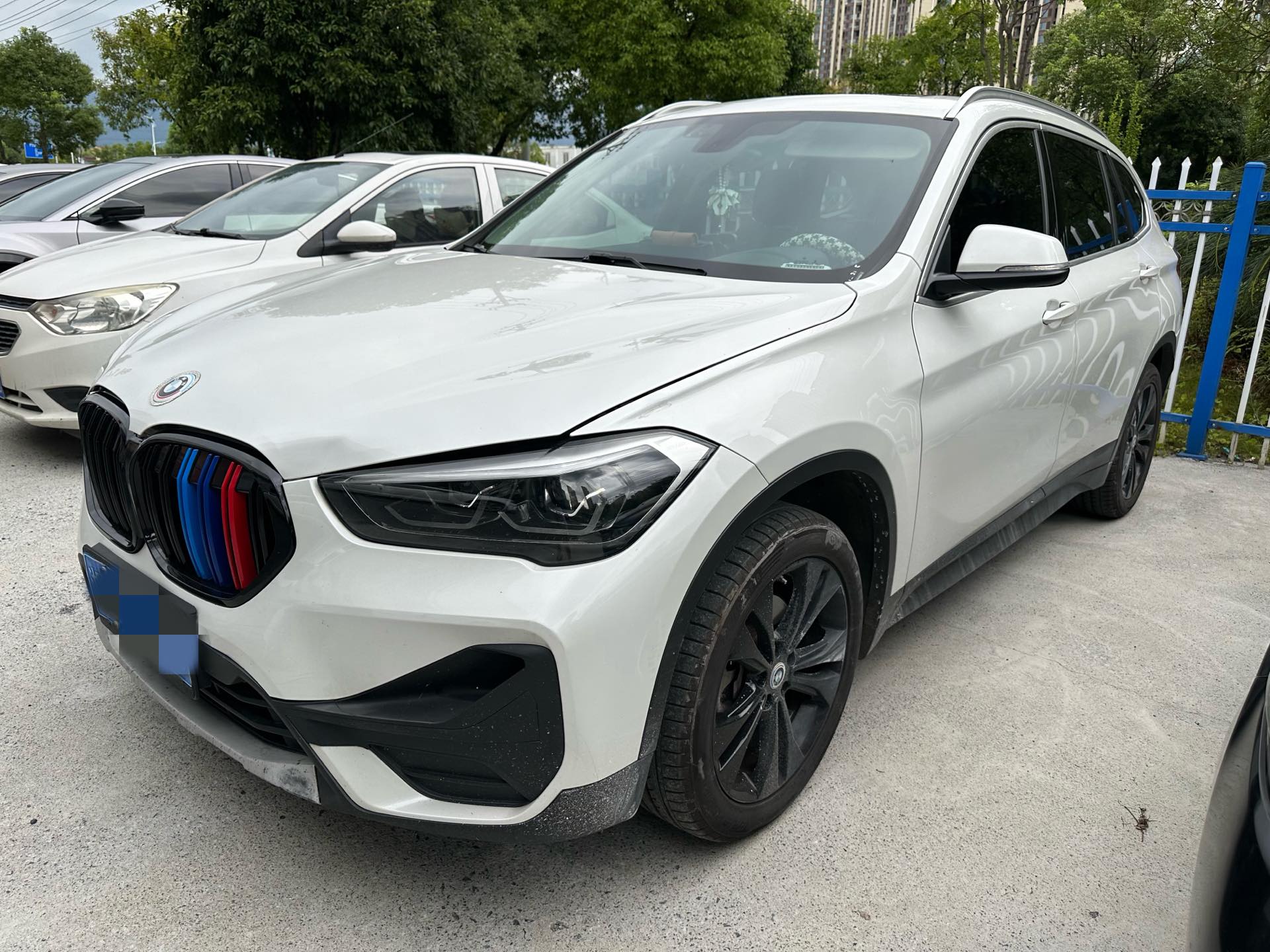 BMW X1 2022 car image 