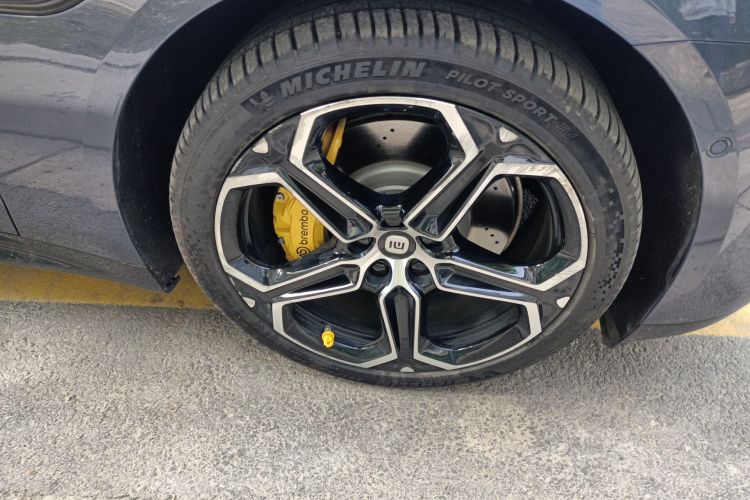 MI SU7 2024 изображение автомобиля #9