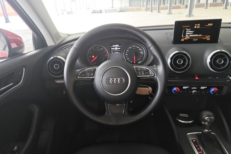Audi A3 2016 car image #15