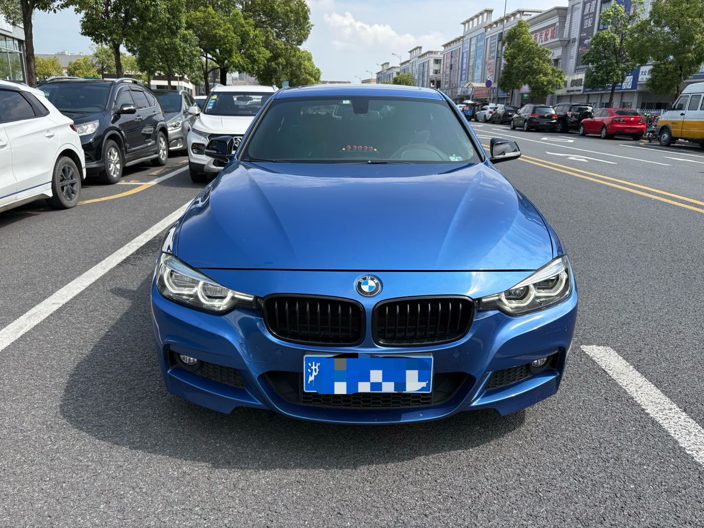 BMW 3 Series 2018 car image #4